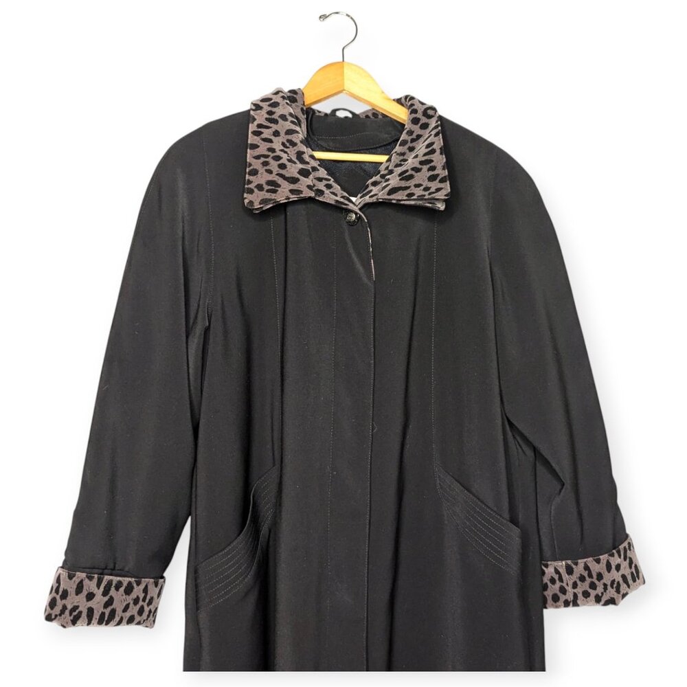 Vintage Rainshedder Elegant Black Coat with Leopard Print Accents Womens Size 14 - Picture 2 of 16